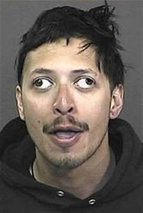 Smile! You're Busted! ~ 27 Crazy Funny Mugshots 21 Funny Mugshots, Funny Photos Ideas, Human Oddities, Crazy Eyes, Crazy Funny Pictures, Strange Photos, Kool Aid, Man Photo, Mug Shots