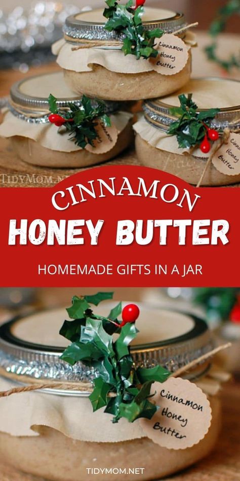 Natal, Pound Cake Christmas, Homemade Food Gifts In A Jar, Gifts In Jars, Handmade Food Gifts, Baking Cinnamon, Butter Recipes Homemade, Flavored Butter Recipes, Gift In A Jar