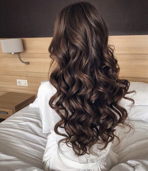 Curled Hair For Graduation, Curls For Prom Long Hair, Hair Curled For Prom, Curl Hairstyles For Prom, Curl Hairstyle For Graduation, Wavy Prom Hairstyles Down, Curls Hairstyles For Prom, Wavy Hair Inspo For Prom, 2023 Prom Hairstyles Down