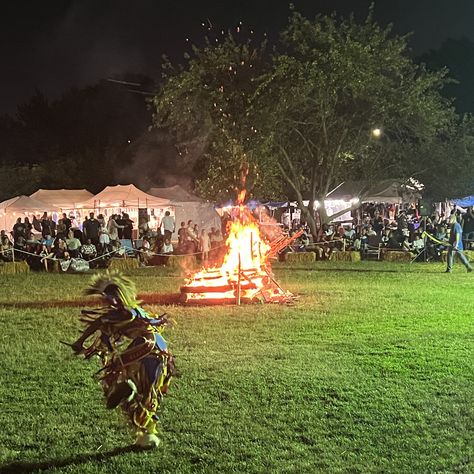 #Barbie #NewYork #Queens #QueensCountyFarmMuseum @queensfarm #ThnderbirdAmericanIndianPowwow #Powwow #NativeAmerican #AmericanIndian #IndigenousAmerican #Bonfire #TraditionalDance #TraditionalSong #TraditionalDrumming #BriceDailyPhoto Native American Dance, Traditional Song, Native American Beauty, Dream High, Indigenous Americans, Traditional Dance, Remember Who You Are, Summer Goals, Luxury Aesthetic