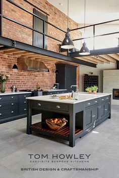 Industrial Interior Design, Loft Estilo Industrial, Raw Decor, Kitchen Loft, Industri Modern, Industrial Kitchen Design, Industrial Style Kitchen, Interior Minimalista, Design Your Kitchen