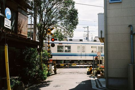 Film Camera Photography, Film Pictures, 35mm Photography, Fotografi Vintage, Aesthetic Japan, Japanese Aesthetic, Cinematic Photography, Studio Photo, Pretty Photos