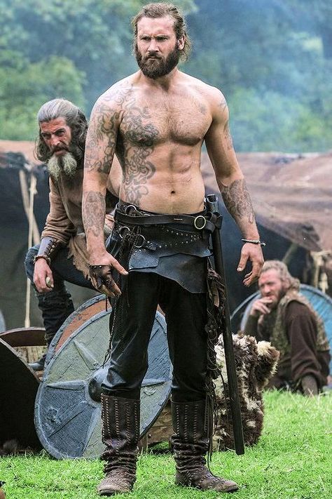 Hot Vikings / Celts / Woads    |    For both the Men, and the Women - mrw post - Imgur Rollo Lothbrok, Rollo Vikings, Art Viking, Viking Series, Tattoo For Men, Bracelet Viking, Viking Men, Viking Beard, Vikings Tv