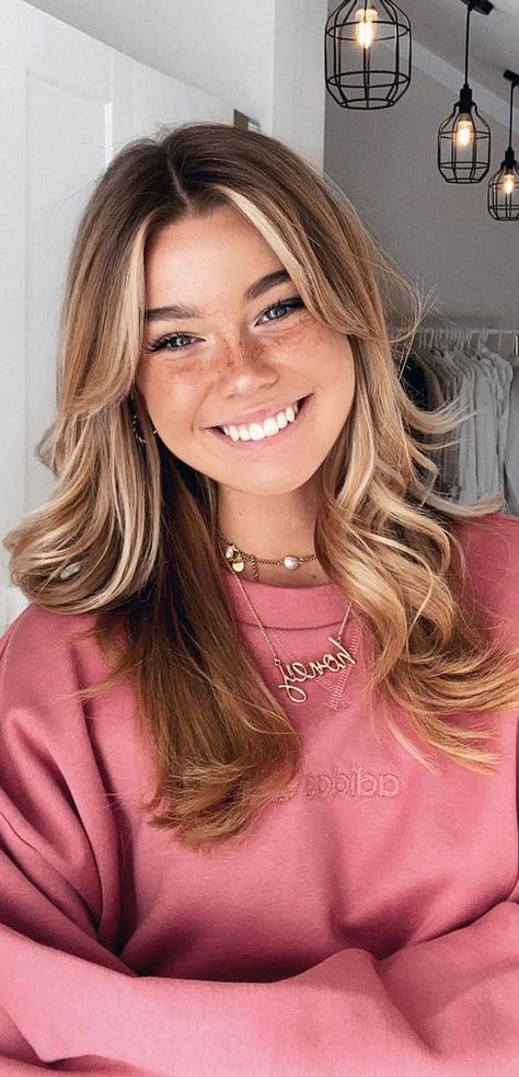 Cute Blonde Haircuts Medium, Preppy Haircut, Pearl Headband Hairstyles, Cute Long Haircuts, Κούρεμα Bob, Haircut Highlights, Summer Haircut, Hair Inspired