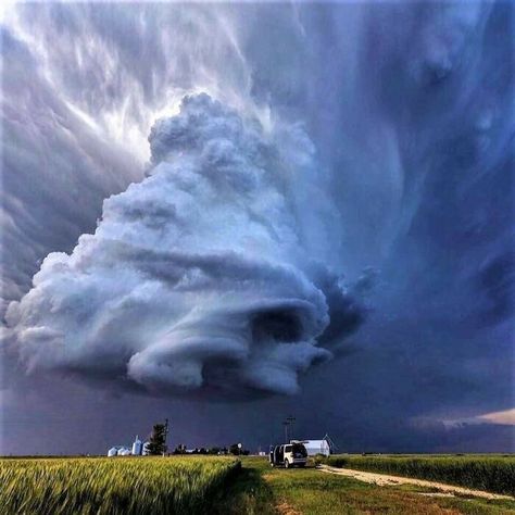 Ulsan, Mammatus Clouds, Wild Weather, Belle Nature, Image Nature, Weather Photos, Alam Yang Indah, Natural Phenomena, Sky And Clouds