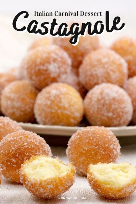 Best Fried Food Recipes, Deep Fried Dough, Deep Fried Desserts Fair Foods, Italian Fried Bread Dough, Easy Deep Fried Desserts, Italian Sweet Recipes, Deep Fried Cookies, Fried Dough Recipe Easy, Fried Dessert Recipes