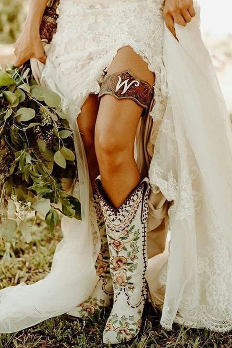 27 Cowgirl Boots Wedding Ideas For Country Weddings ❤ cowgirl boots wedding ideas rustic country boho sarahjessica photo #weddingforward #wedding #bride Rustic Field Wedding Ideas, Western Wedding Cowgirl Boots, Country Wedding Dresses Mermaid, Branding A Cowhide Rug Wedding, Bride On Horse Wedding, Rustic Western Wedding Dress, Southern Wedding Dress With Sleeves, Western Bride Accessories, Wedding Dresses Western Country