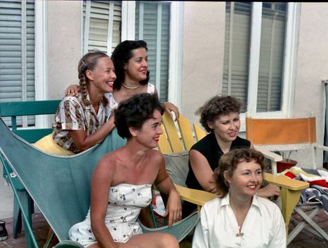 How Things Looked Like In The '50s: Color Photos of Everyday Life Back in the 1950s Vintage Everyday, Close Your Eyes, The 1950s, Everyday Life, The Past, Lifestyle, Color