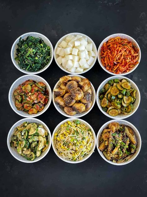 Traditional and authentic Korean side dishes (banchan) are delicious vegetable small plates served with main meals. With a few staple ingredients, fresh vegetables and these easy-to-follow recipes, you’ll be making Korean banchan in no time! Korean Cuisine, Korean Side Dish Recipes, Korean Plates, Banchan Recipe, Korean Banchan, Eggplant Side Dishes, Korean Food Side Dishes, Korean Vegetables, Spinach Side Dish