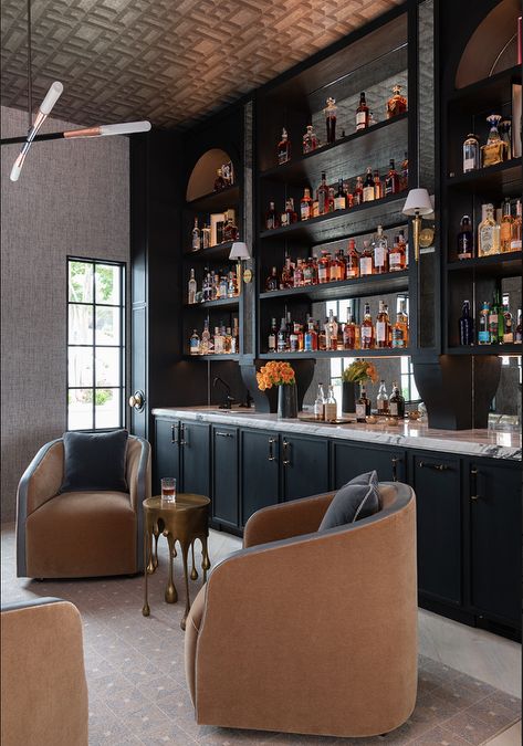 Barstools Behind Sofa, Nashville Interior Design Inspiration, In Home Bar Area, Swanky Living Room, Bar In Front Of Window, Organic Modern Bar, Home Bar Interior Design, Alcohol Room, Whisky Lounge