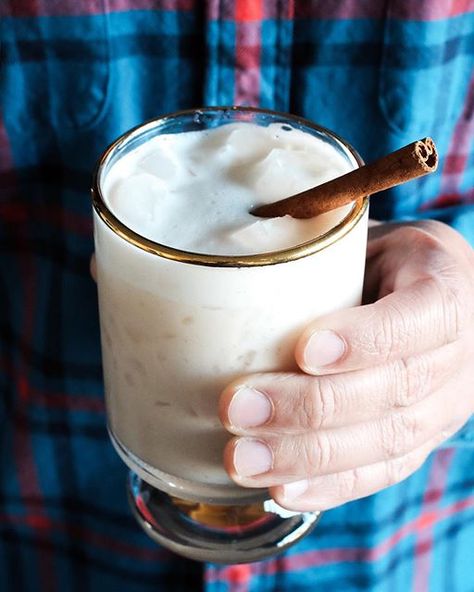 Fireside Horchata Cocktail via @feedfeed on https://thefeedfeed.com/brandiego/fireside-horchata-cocktail Horchata Cocktail, Can Cozy, Tequila Cocktail, Tequila Cocktails, Sweet Notes, Autumn Inspiration, Cocktail Drinks, Mixed Drinks, The Sweet