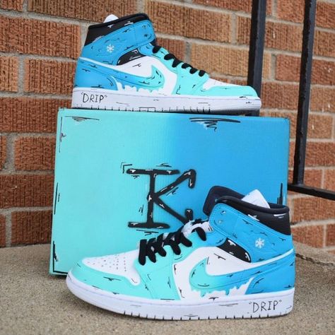 Custom Jordan Shoes, Air Jordan 1 Blue, Air Jordan 1 Women, Custom Air Jordan 1, Jordan 1 Blue, Nike Shoes Women Fashion, Custom Air Jordan, Sneakers Air Jordan, Blue Drip