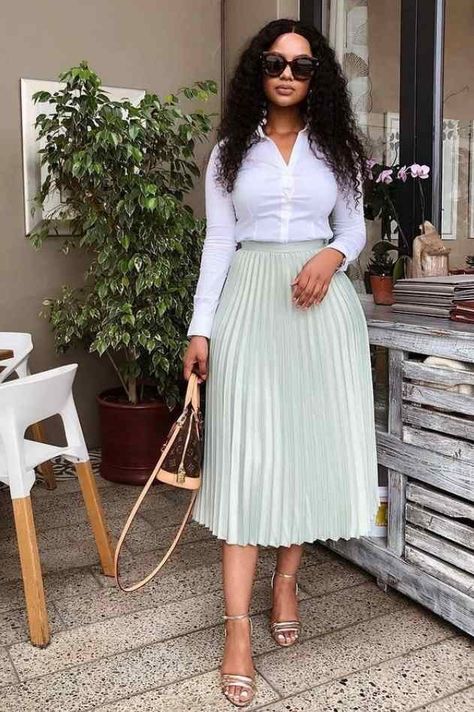 Classy Church Outfits For Women, Classy Church Outfits, Church Outfit For Women, Sunday Best Outfit, Grown Style, Assembly Ideas, Sunday Church Outfits, Modest Church Outfits, Cute Church Outfits