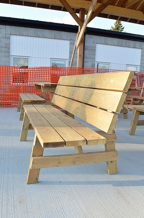 How to make a picnic table that converts to benches • The Vanderveen House Make A Picnic Table, Outdoor Bench Plans, Build A Picnic Table, Wood Bench Plans, Garden Bench Plans, Diy Picnic Table, Wood Bench Outdoor, Diy Wood Bench, Picnic Table Plans