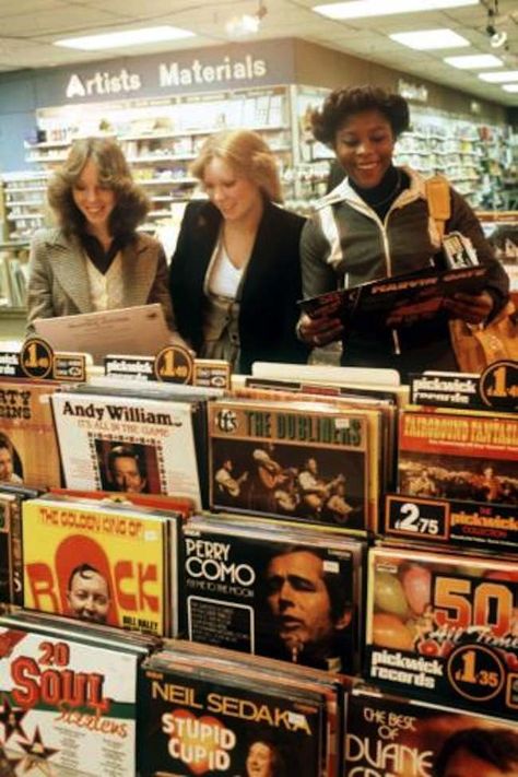 Athletics - Tessa Sanderson Foxmoor Store, Vinyl Store, Vintage Stores, Perry Como, Baby Sitting, Childhood Memories 70s, Record Shop, I'm With The Band, Vintage Memory