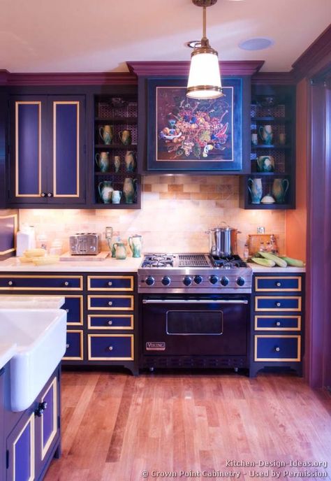 #Kitchen Idea of the Day: Unique Kitchens. (By Crown Point Cabinetry) Goth Kitchen Decor, Crown Point Cabinetry, Goth Kitchen, Unique Kitchen Design, Purple Kitchen, Cozy Kitchen, Kitchen Pictures, Unique Kitchen, Kitchen Organizing