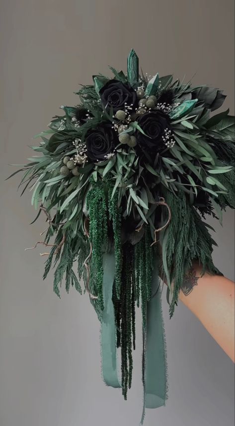 Emerald Green Wedding Theme, Gothic Wedding Theme, Forest Green Wedding, Dark Green Wedding, Dark Wedding Theme, Green Wedding Bouquet, Cascading Bouquet, Forest Theme Wedding, Green Wedding Dresses