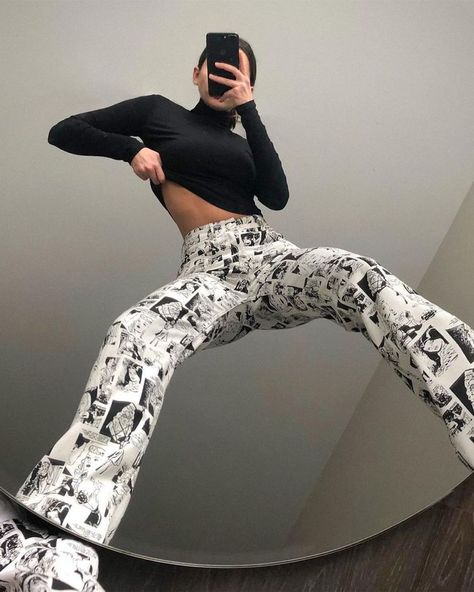 "Party Pants" Are the Micro-Trend That's About to Take Over Pastry Chef, Mode Indie, Mode Hipster, 일본 패션, Party Pants, Foto Tips, Mode Ootd, Foto Inspiration, Mode Streetwear