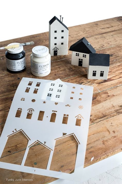 Small Scrap Wood Projects Diy, Small Scrap Wood Projects, Wooden House Christmas, Scrap Wood Projects Diy, Diy Christmas Village Houses, Wood Blocks Christmas, Wooden House Decoration, Christmas Tree Stencil, Unique Holiday Decor