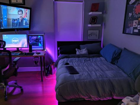 For a rainy night in, nothing beats being in my cozy room! - 9GAG Bilik Tidur Kecil, Gaming Bedroom, Gamer Bedroom, Small Game Rooms, Bilik Idaman, Chill Room, Boy Bedroom Design, Bedroom Setup, Bilik Tidur