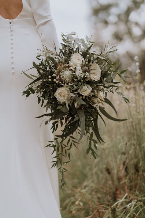 Modern Wedding Bouquet, Large Wedding Bouquet, White Modern Wedding, Forest Green Wedding, Middleton Lodge, Dark Green Wedding, Sassi Holford, Olive Green Weddings, Simple Wedding Bouquets