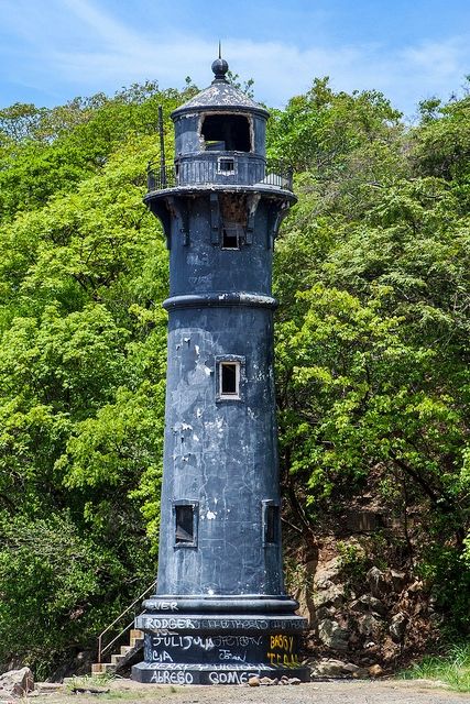 Abandoned Lighthouse, Lighthouse Clipart, Lighthouse Inspiration, Old Lighthouse, Tower Of Power, Lighthouses Photography, Lighthouse Photos, Lighthouse Pictures, Lighthouse Painting