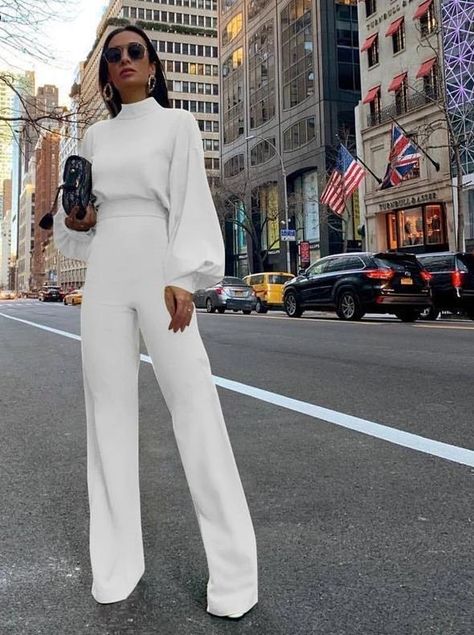 Pantsuit Wedding Dress, Pantsuit Wedding, All White Outfit, Ținută Casual, Modieuze Outfits, Elegantes Outfit, Looks Chic, Dress Silhouette, Mode Inspo