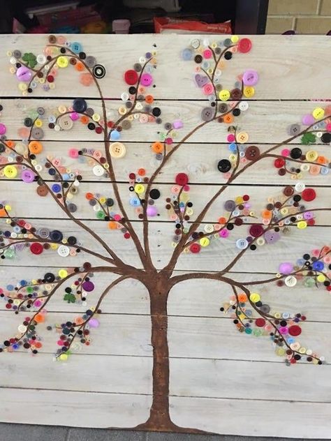 Button Tree Art, Ochrana Prírody, Diy Pallet Wall Art, Button Wall Art, Boom Kunst, Tre Kunst, Repurposed Pallet Wood, Diy Pallet Wall, Button Tree