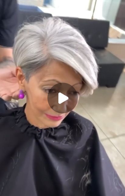 Gray Hair Pixie Cuts, Hoco Hair Ideas Curls, Hoco Hair Ideas Straight, Growing Out Short Hair Styles, Bob Haircut For Fine Hair, Natural Gray Hair, Brown Hair With Blonde Highlights, Trendy Short Haircuts, Short Hair Over 60