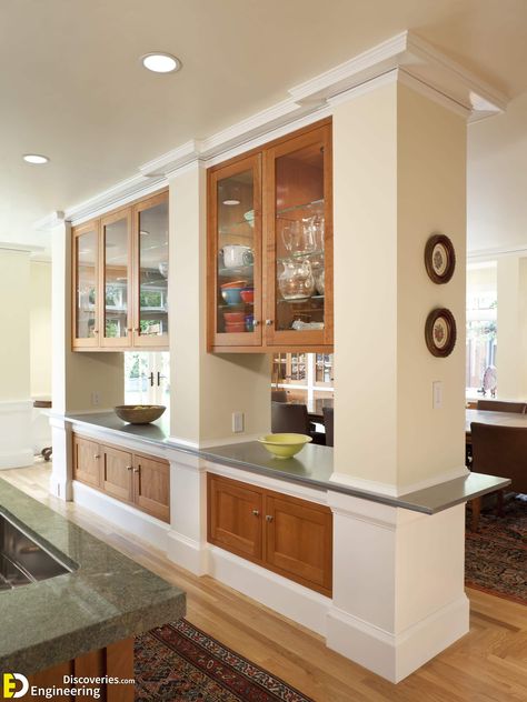 Kitchen Living Room Divider, Transition Kitchen, Half Wall Kitchen, Interior Pillars, Kitchen Divider, Semi Open Kitchen, Divider Cabinet, Kitchen Pass, Modern Room Divider