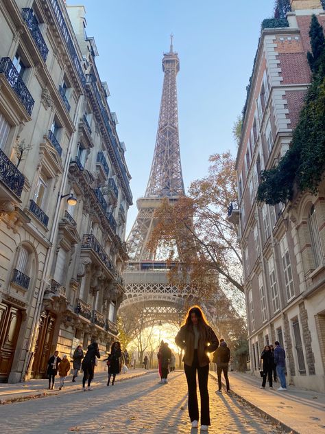 Paris, Walking, Eiffel Tower Paris, The Eiffel Tower, Eiffel Tower, Tower