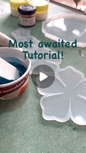 Resin Casting Flowers, Resin Crafts Tutorial Coasters, How To Make Resin Flowers, 3d Resin Flower Tutorial, How To Make Resin Coasters Tutorials, Flowers In Resin Diy How To Make, Resin Flower Mold, Resin Coaster Tutorial Videos, Unique Resin Ideas Flower