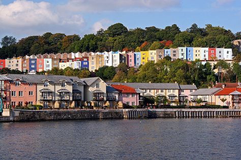 Colourful Houses at Bristol Docks. We camped in a campervan in Bristol for several days. It is an excellent place to visit - lots to see and do. Bristol Houses, Coloured Houses, Fantasy Kingdom, Colour Wheel, Colourful Buildings, Interior Design Concepts, Place To Visit, Design Concepts, Love Love