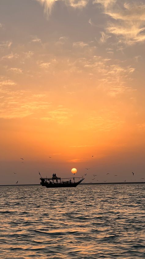 Nature, Qeshm Island Photography, Sunset With Sea, Qeshm Island, Pantai Aesthetic, Beach Sunset Aesthetic, Next Wallpaper, Abstract Art Images, Best Nature Wallpapers