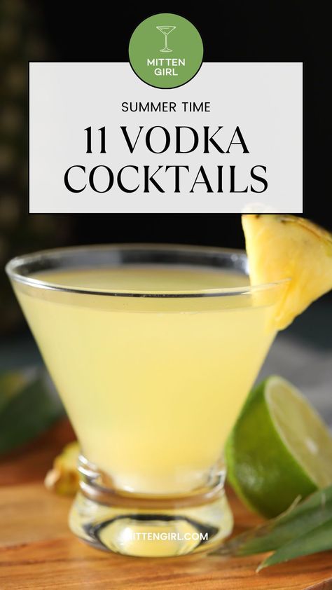 Summer time is the perfect time for cold, refreshing vodka cocktails? There’s nothing like a warm weather happy hour with pretty drinks, especially when my cocktail is made with summer's seasonal ingredients like fresh berries, herbs, and other in season produce. Drink With Vodka Recipes, Vodka Mixed Drinks Recipes Easy, Easy Cocktails To Make At Home With Vodka, Popular Drinks Alcohol, Drink Of The Day Cocktails, Happy Hour Drink Ideas, 4 Ingredient Cocktails, Summer Vodka Drinks Easy, Vodka Drink Ideas