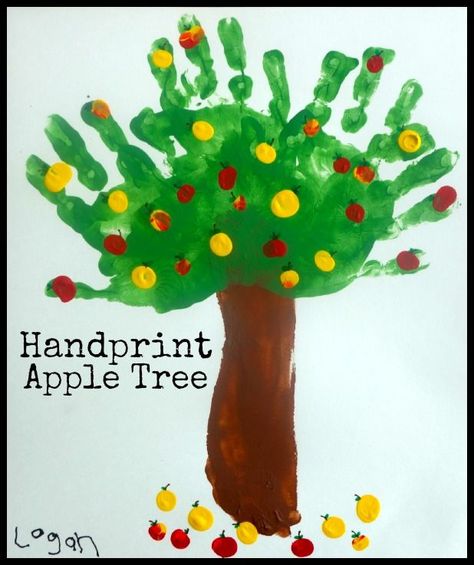 Handprint Apple Tree ~ Fun Fall Art Project For Kids Back To School Daycare Crafts, Handprint Apple, September Art, September Crafts, Art Project For Kids, Apple Activities, Apple Craft, Fall Art Projects, Apple Art