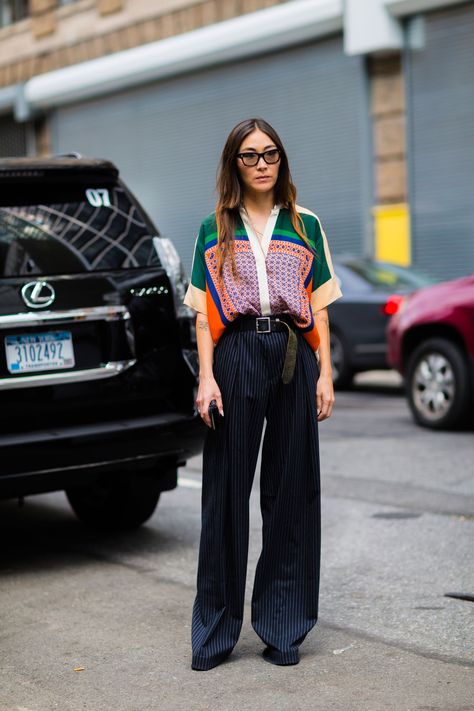 Jayne Min - The Cut Mode Retro, Chique Outfits, Street Style 2017, Street Style Outfits, Nyfw Street Style, Look Retro, Neue Outfits, Stil Inspiration, Looks Street Style