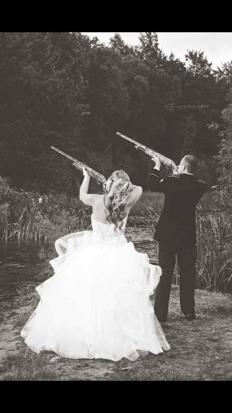 black and white wedding photo, women in big puffy white wedding gown shooting a camo patterned shotgun with male groom in black tuxedo shooting a camo patterned shotgun Ely, Country Couples, Country Wedding Pictures, Country Couple Pictures, Cute Country Couples, Bridesmaids Shoes, Country Western Wedding, Country Wedding Photos, Western Style Wedding