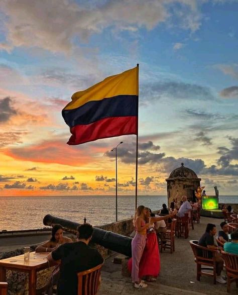 #playa #sol #mar #arena #amor Columbia Country, Colombia Country, Columbia Travel, Vision Board Pics, Trip To Colombia, Vision Board Images, Vision Board Photos, Vision Board Pictures, San Bernardo