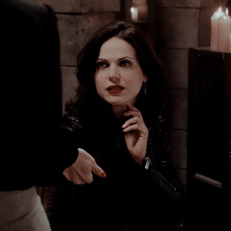 Tumblr, Regina Mills Evil Queen, Evil Queen Regina, Regina Ouat, Flash Funny, Evil Queens, The Evil Queen, Time Icon, Dark Queen