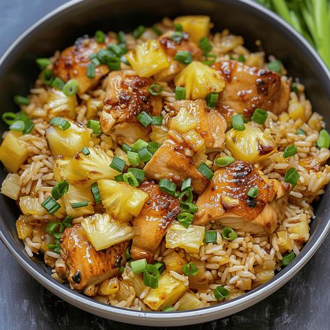 Essen, Ww Pineapple Chicken And Rice, Chicken Rice Broccoli Bowl, Dinner Ideas Curry, Dinner Recipes Big Family, Simple Recipes With Rice, Pineapple Jalapeño Chicken, Pineapple Honey Chicken, Pineapple Savory Recipes