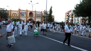 La diversión sigue tras la faena con la Banda, las peñas y las charangas.