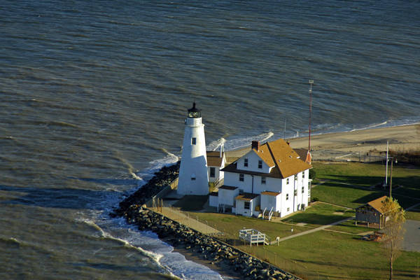 Cove Point Lighthouse