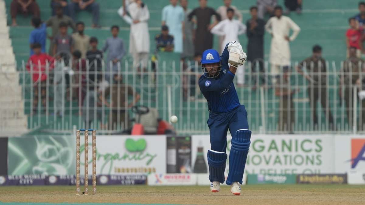 Usman century, Hasnain five-for headline Panthers' win