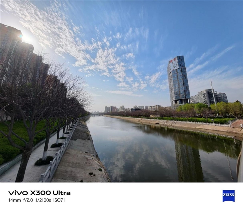 14-400mm终极全焦段!vivo X300 Ultra手机全面评测:依然是年度影像机皇