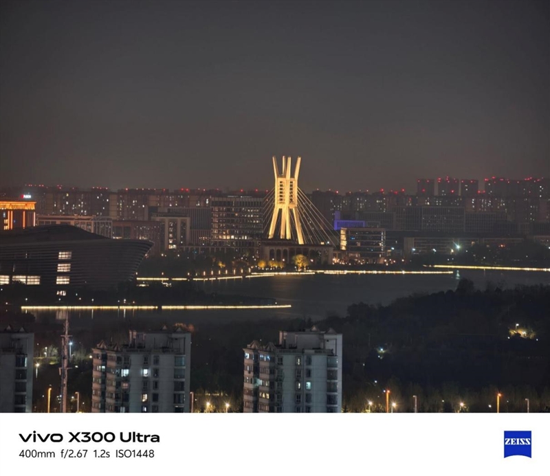 14-400mm终极全焦段!vivo X300 Ultra手机全面评测:依然是年度影像机皇