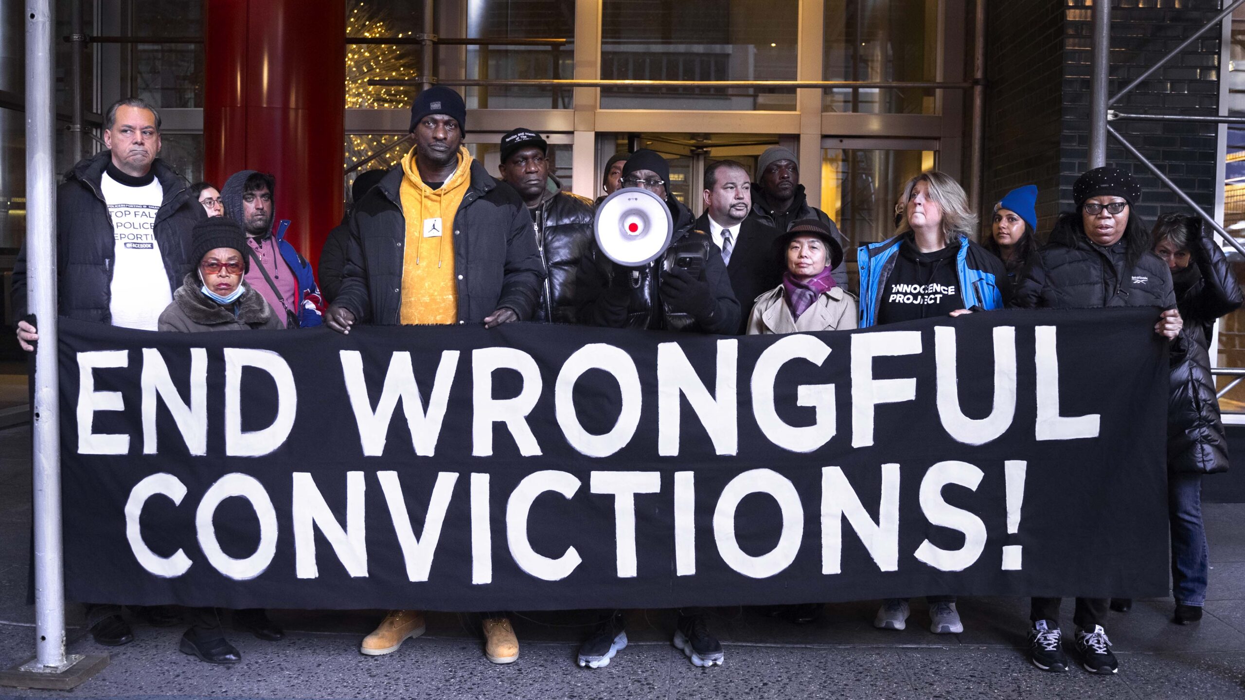 Challenging Wrongful Convictions rally at Gov. Hochul's office on Dec. 21, 2023 in New York City. (Image: Antonia Colodro / Innocence Project).