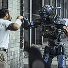 Jose Pablo Cantillo and Sharlto Copley in Chappie (2015)