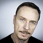 Ben Daniels