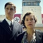 Tatiana Maslany and Max Irons in Woman in Gold (2015)